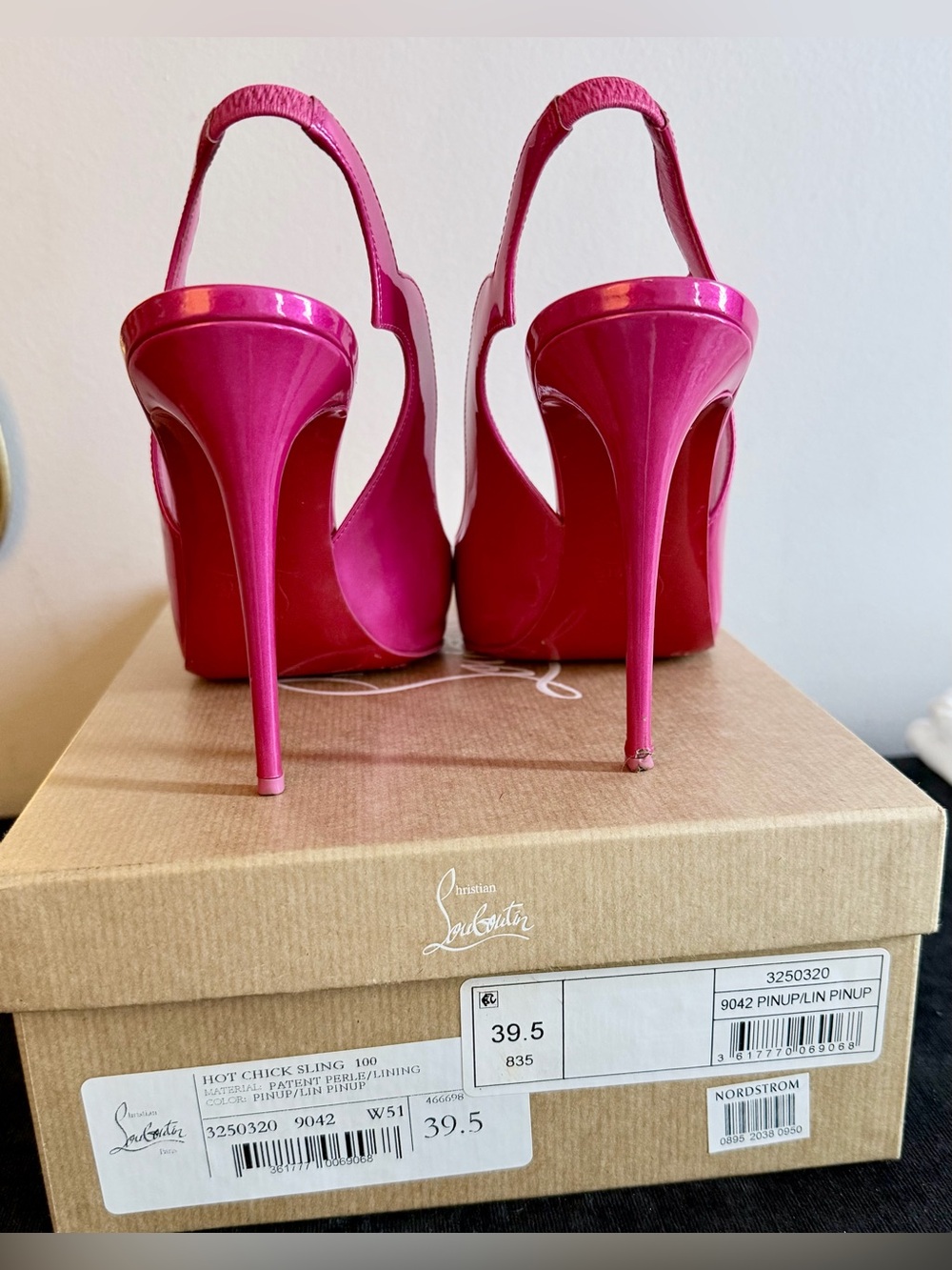 Christian Louboutin Hot Chick Slingback Pump - Picture 4 of 11
